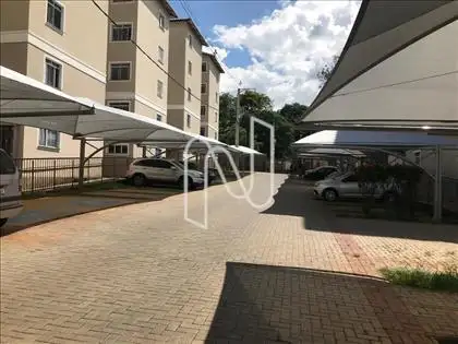 Vista Garagem e Condomínio 