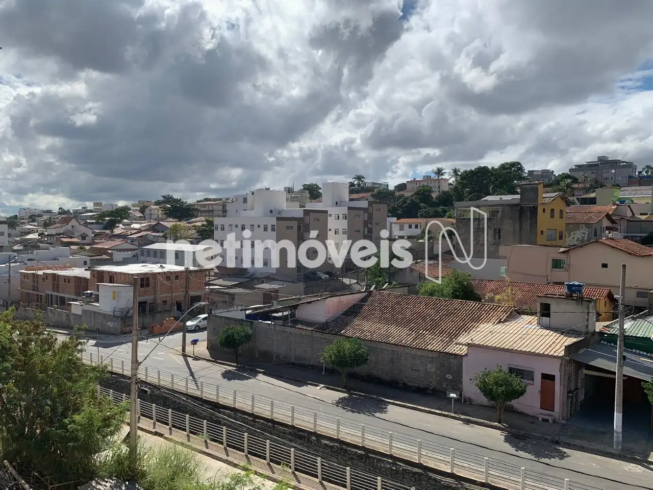 Vista Frente Rua 