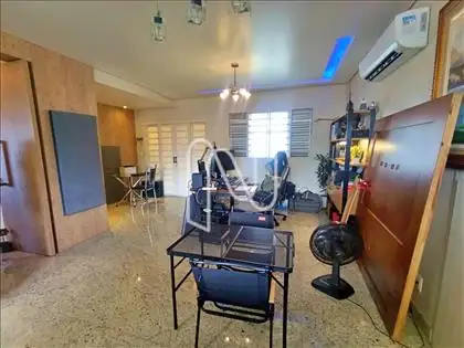 Sala da segunda moradia 