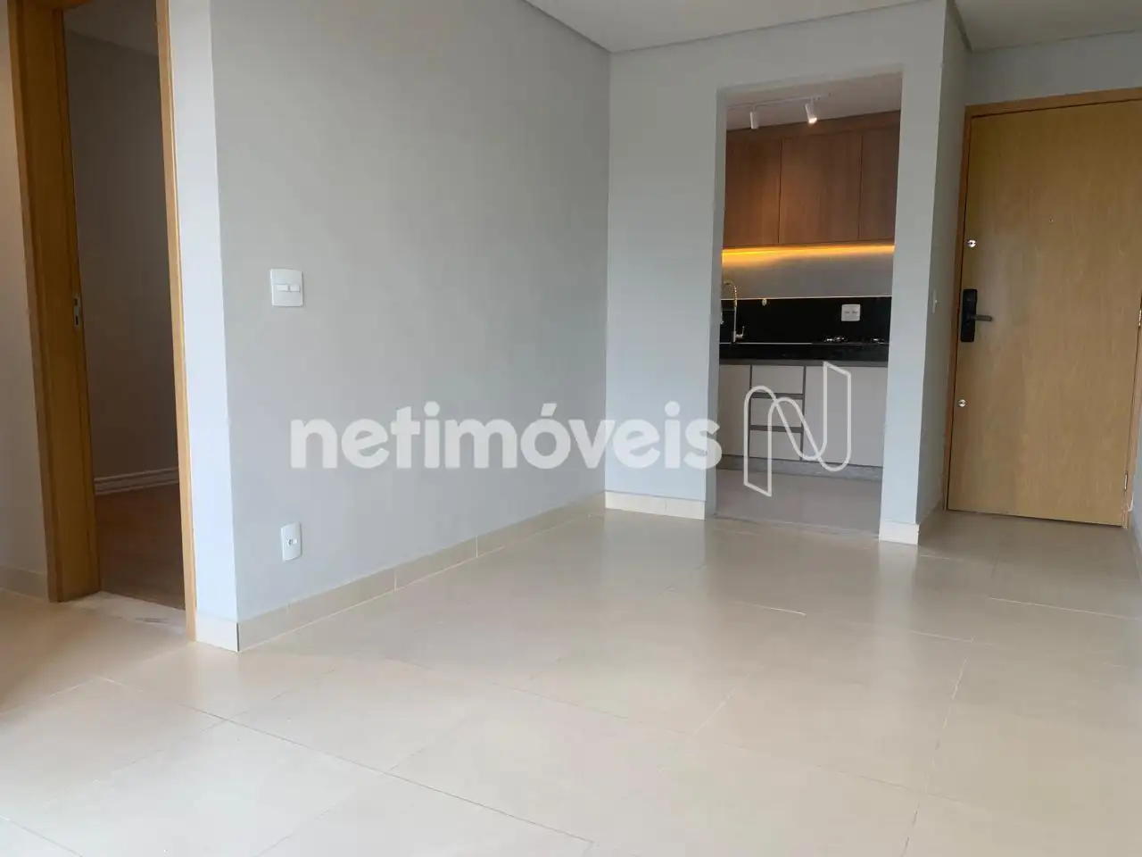 Parede e Piso Sala 