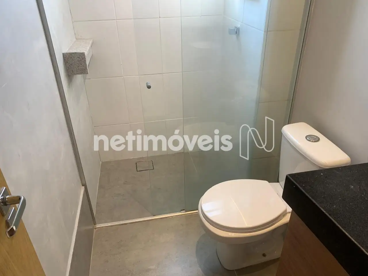 Piso e Box Banho Social 