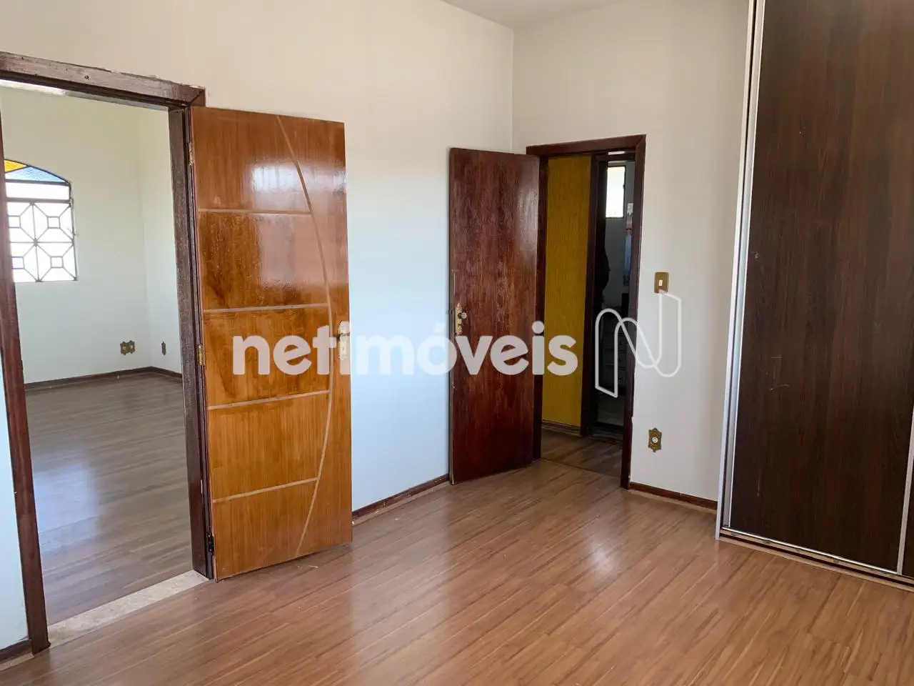 Portas Quarto Amplo