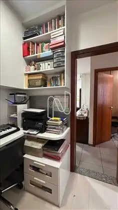  Escritorio / Quarto