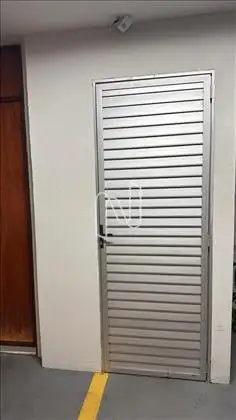 Quarto de Despejo na Garagem 