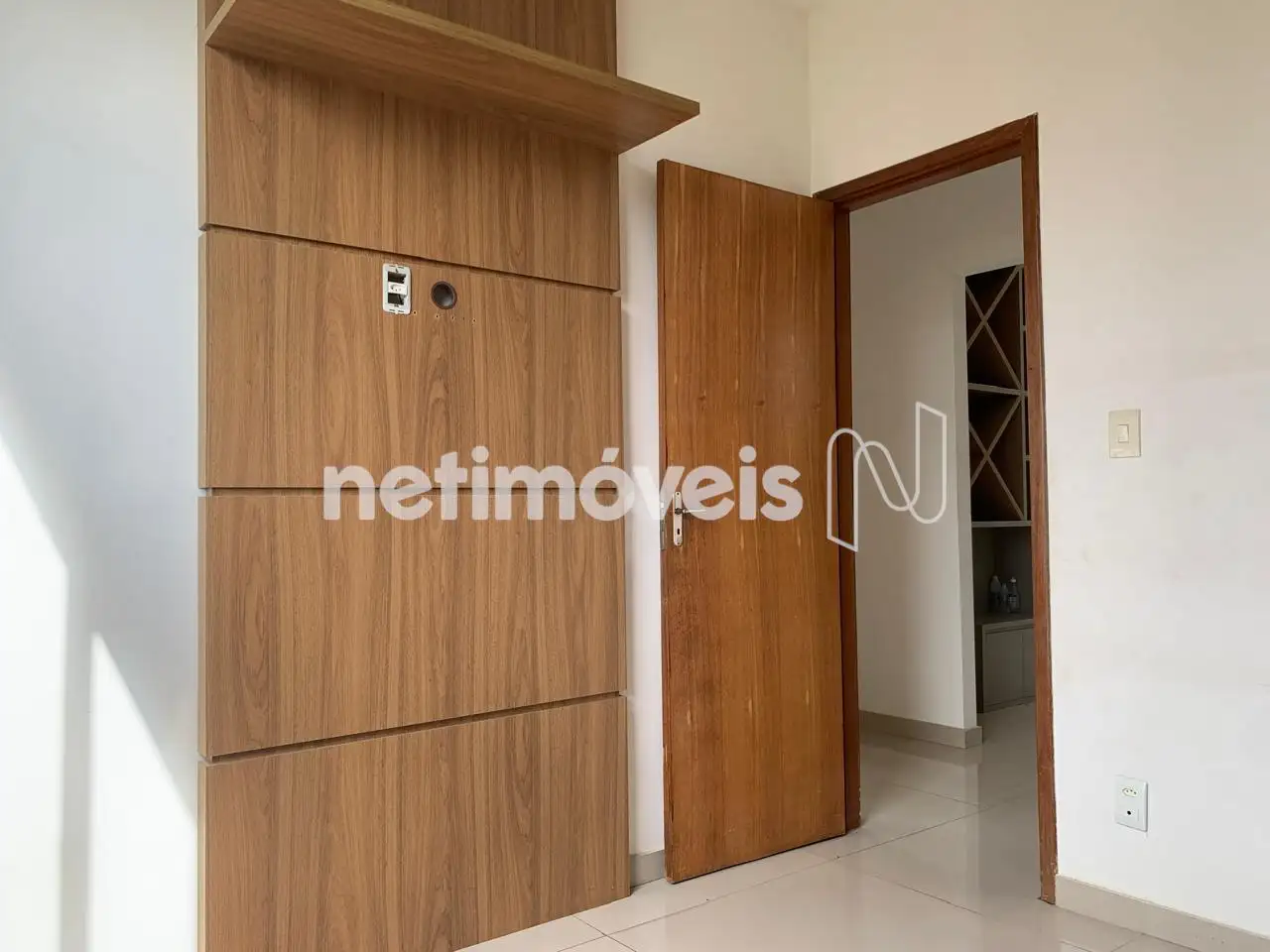 Estante Quarto