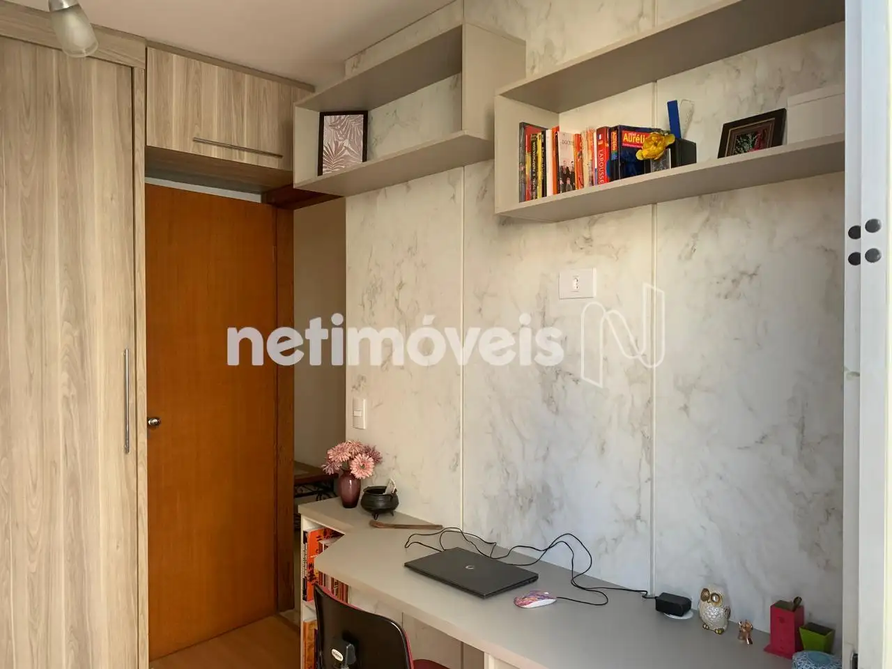 Armários Quarto 01