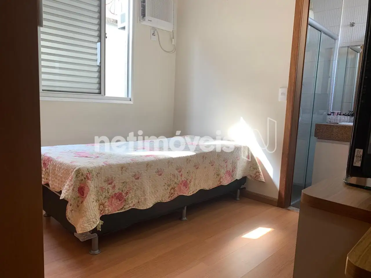 Piso e teto Quarto Suíte