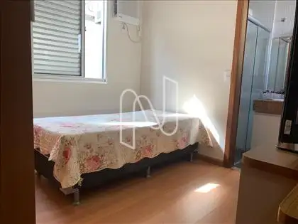  Piso e teto Quarto Suíte 