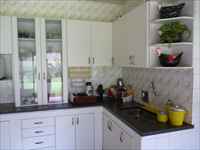 Cozinha com armários planejados
