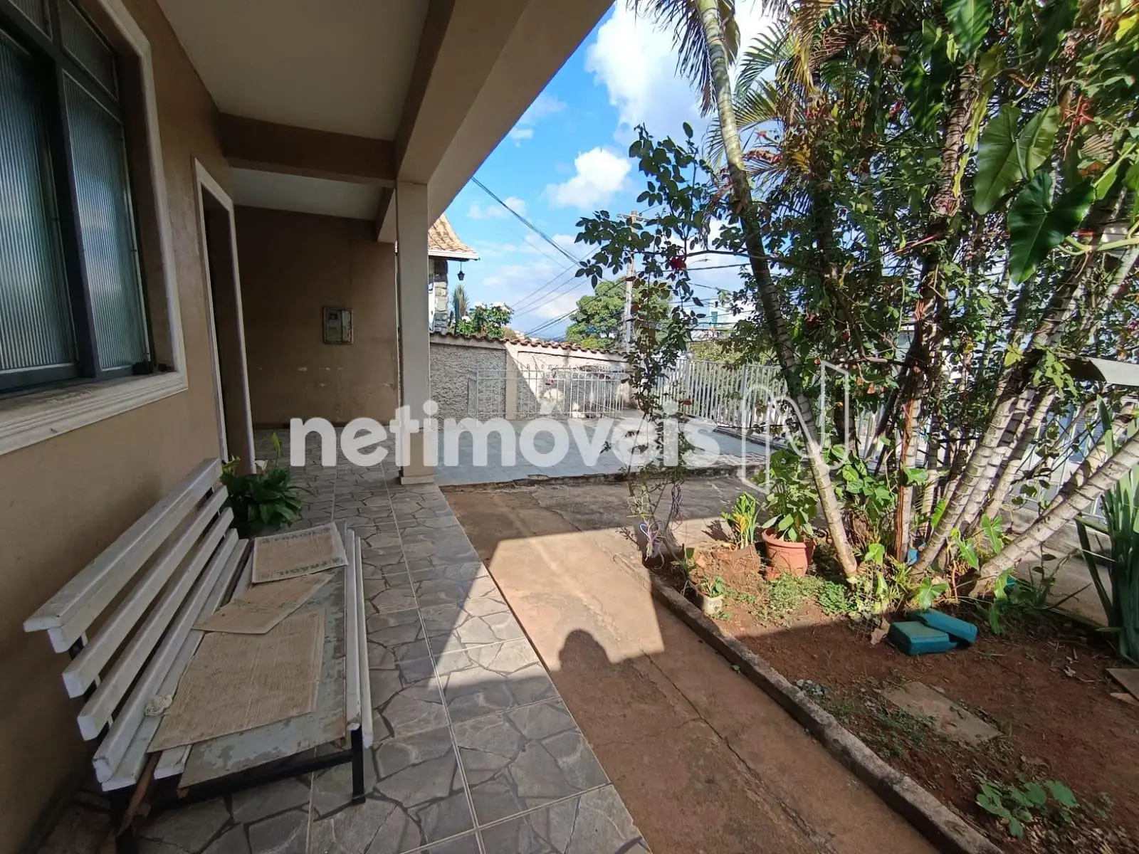 Frente casa