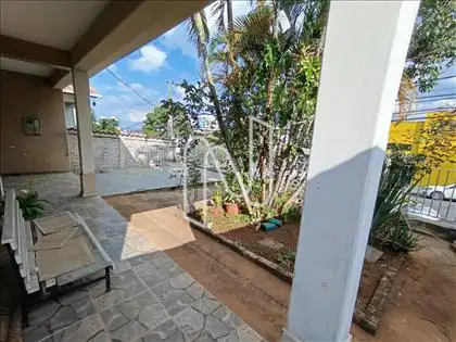  Frente casa 