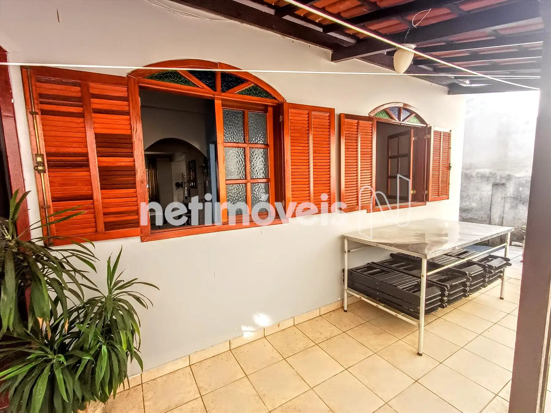 Casa para comprar com 150 m², 2 quartos, 2 banheiros, 8 vagas em Rua Brasilino Vieira, Jardim Vitória, Belo Horizonte