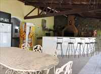 Espaço gourmet completo estilo rústico
