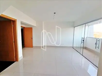 sala 1 pavimento com varanda