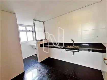 cozinha com bancada em granito