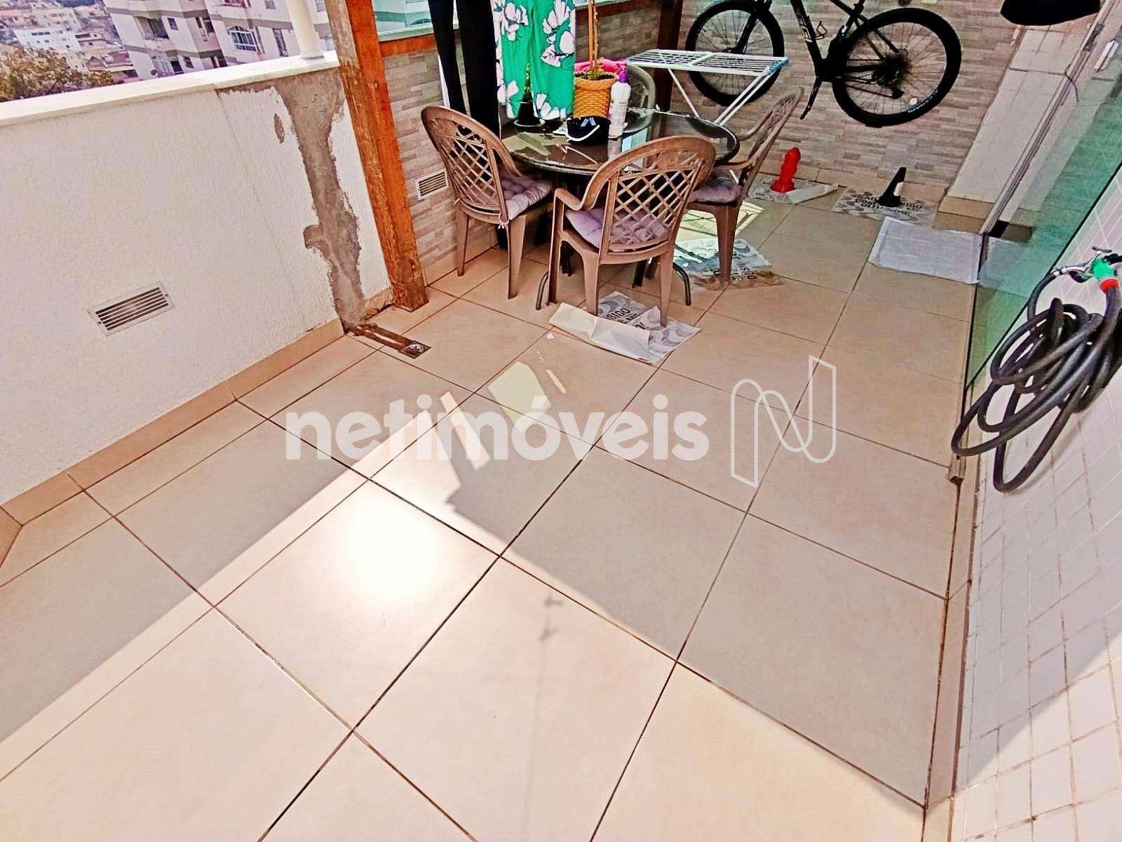 área externa cozinha semi-coberta