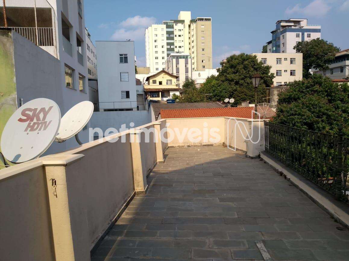 Área externa 80m²