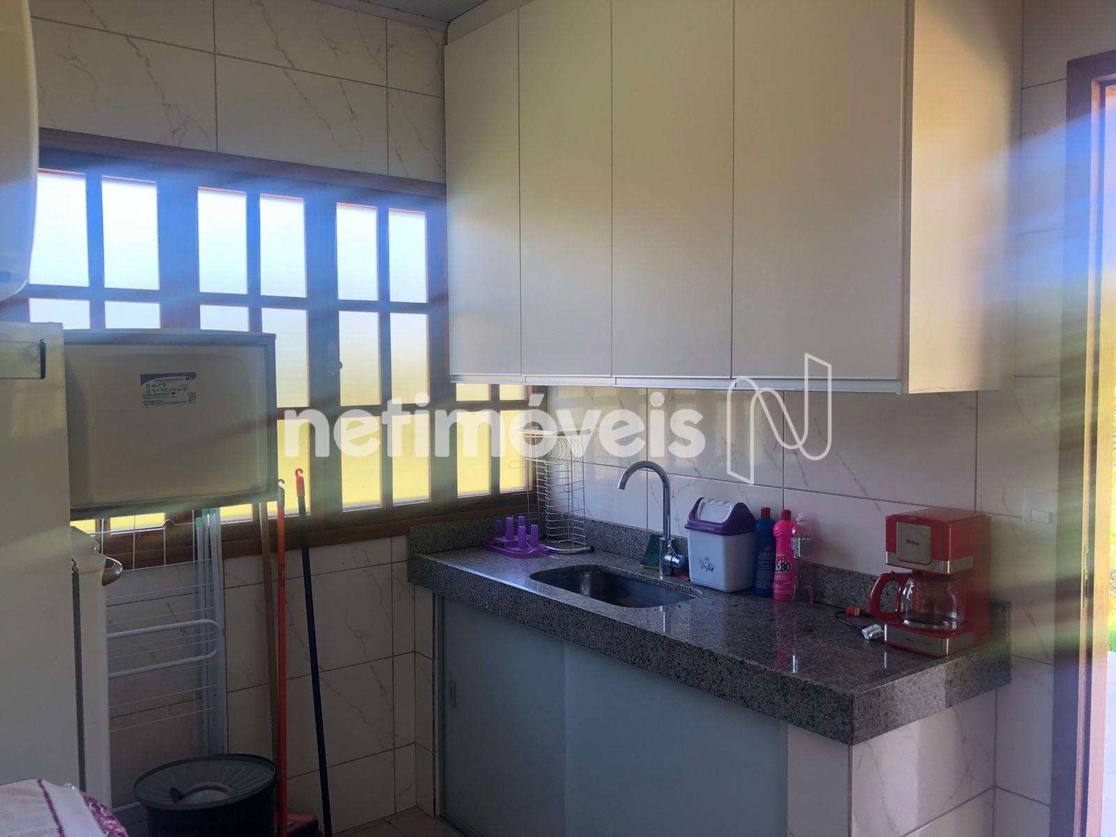 Cozinha com armário planejado 