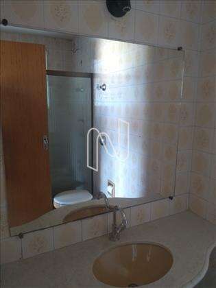 Lavabo com espelho