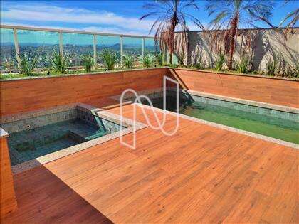 PISCINA COM DECK 