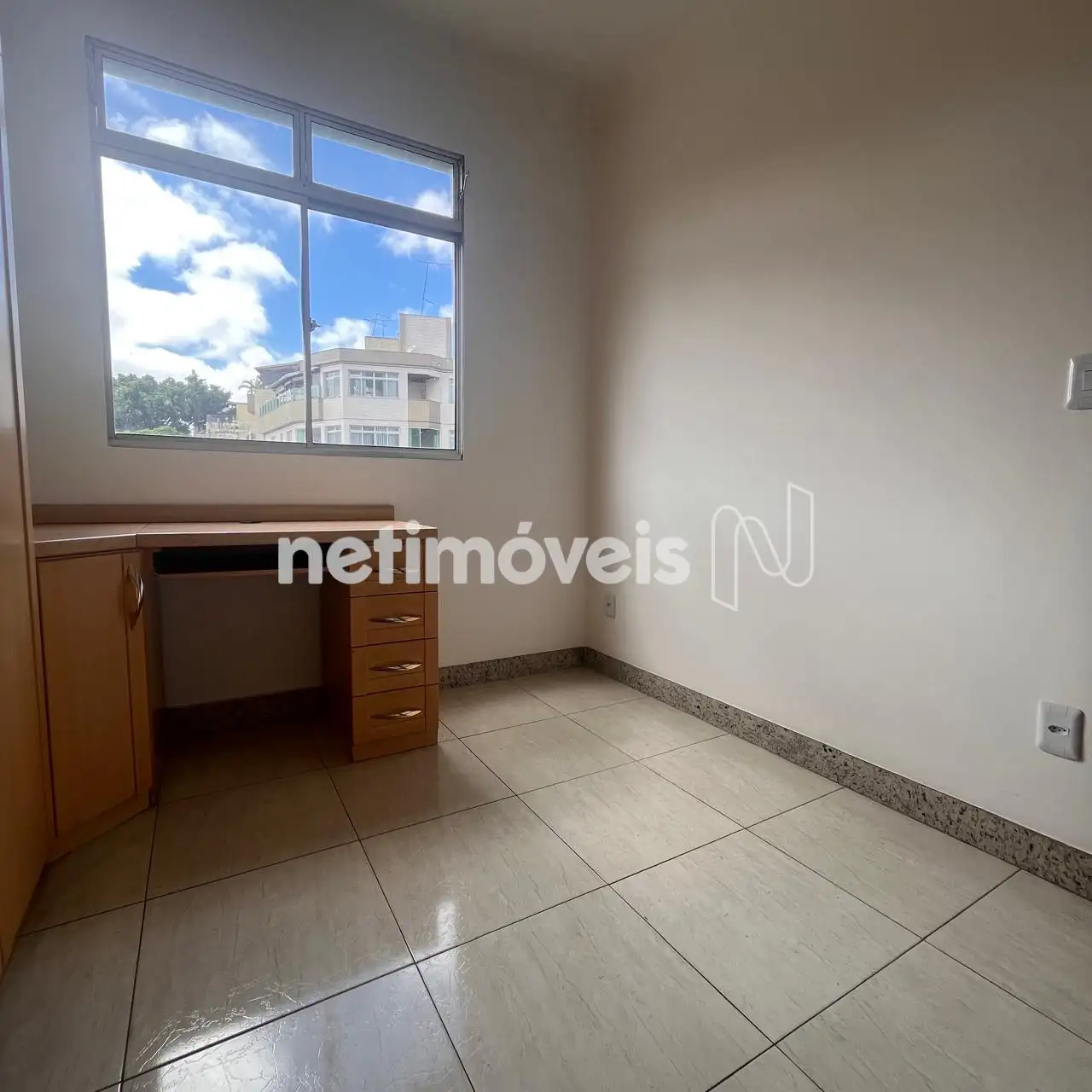 quarto um