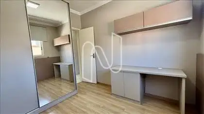 Quarto 2, outro ângulo