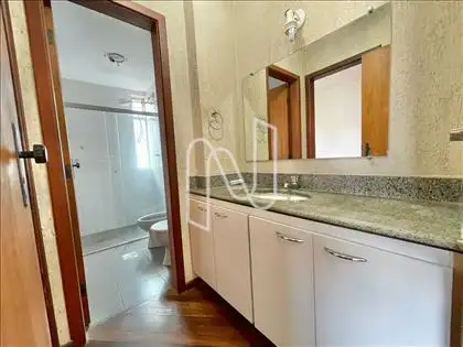 Lavatório externo ao banho social 