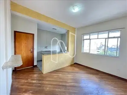 Sala com vista da cozinha americana 