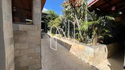  saida da varanda da sala  de  jantar