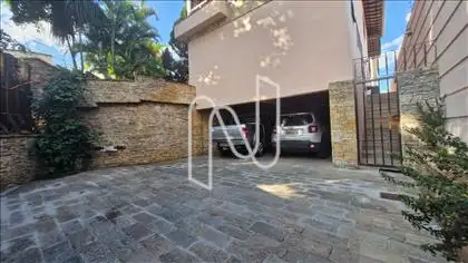  Garagem