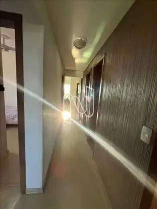 corredor, para os qurtos e banhos