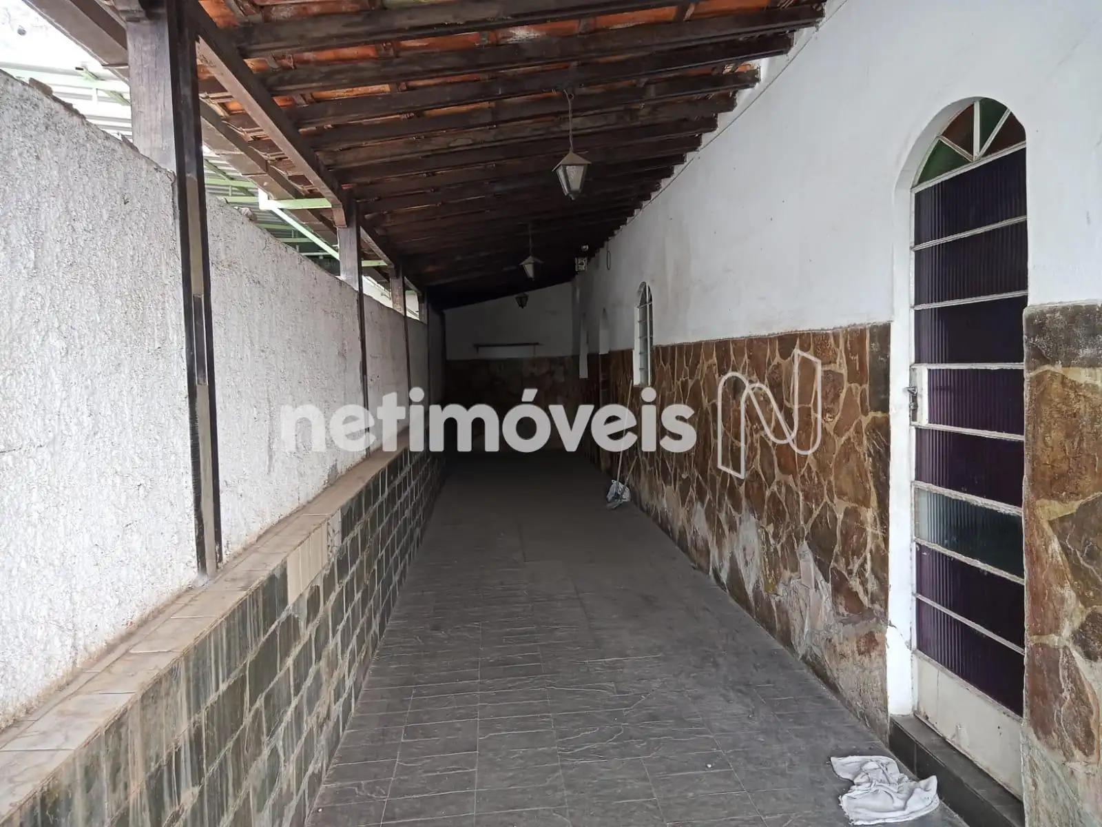 Varanda/ Garagem, casa 1