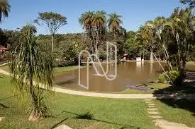 Lagoa do condomínio 