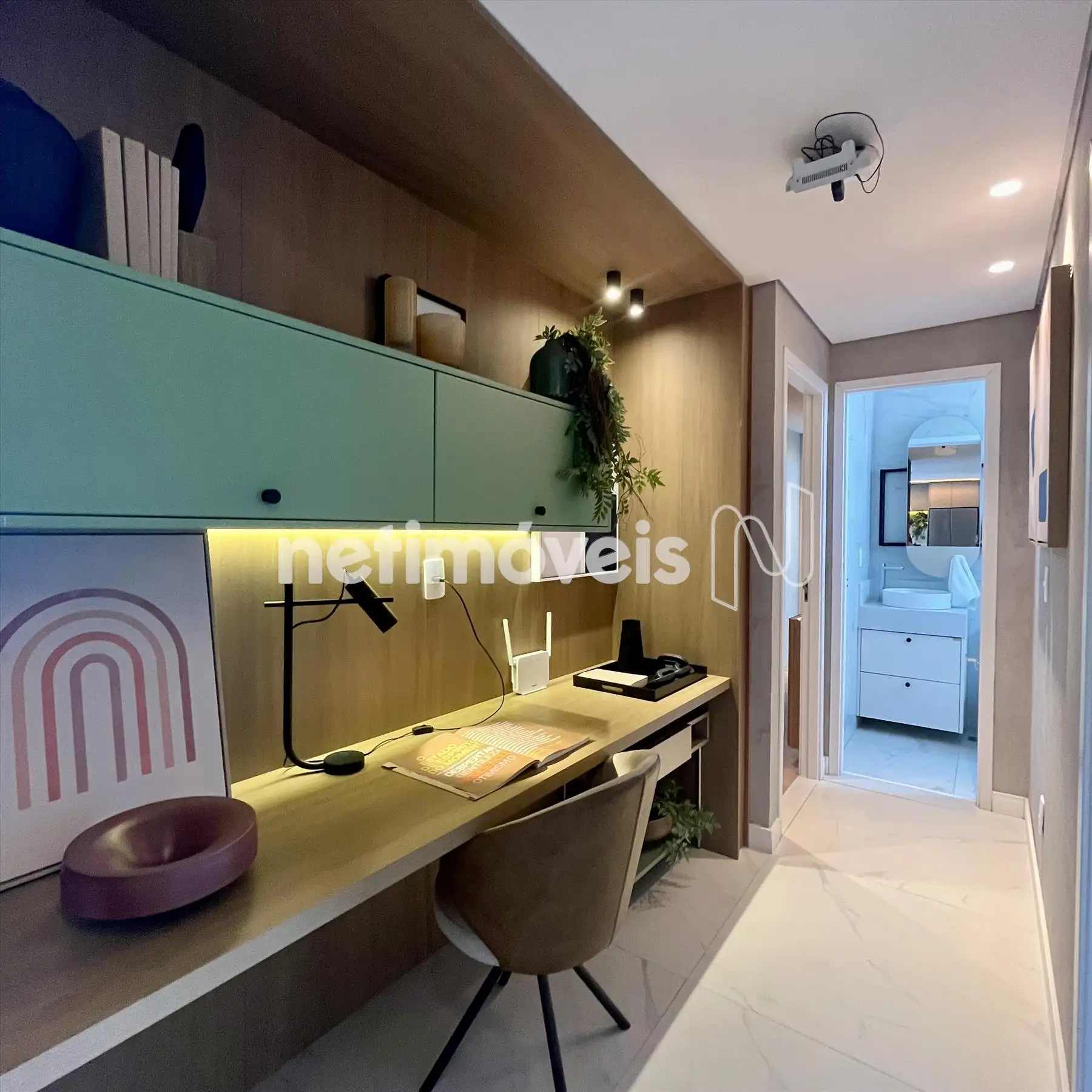 Corredor apto decorado