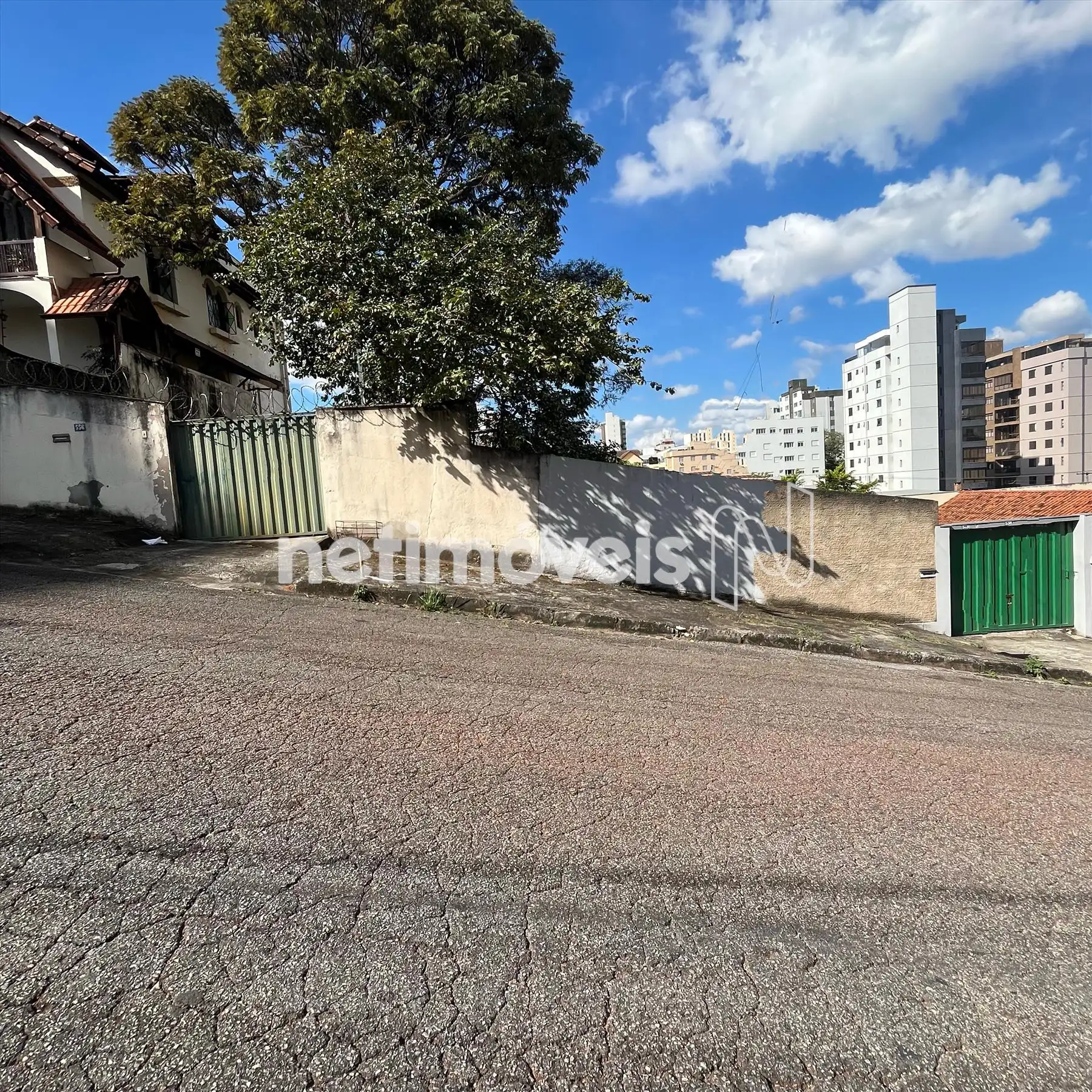 Fachada dos dois lotes