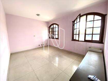 Quarto solteiro 1, primeiro piso. 