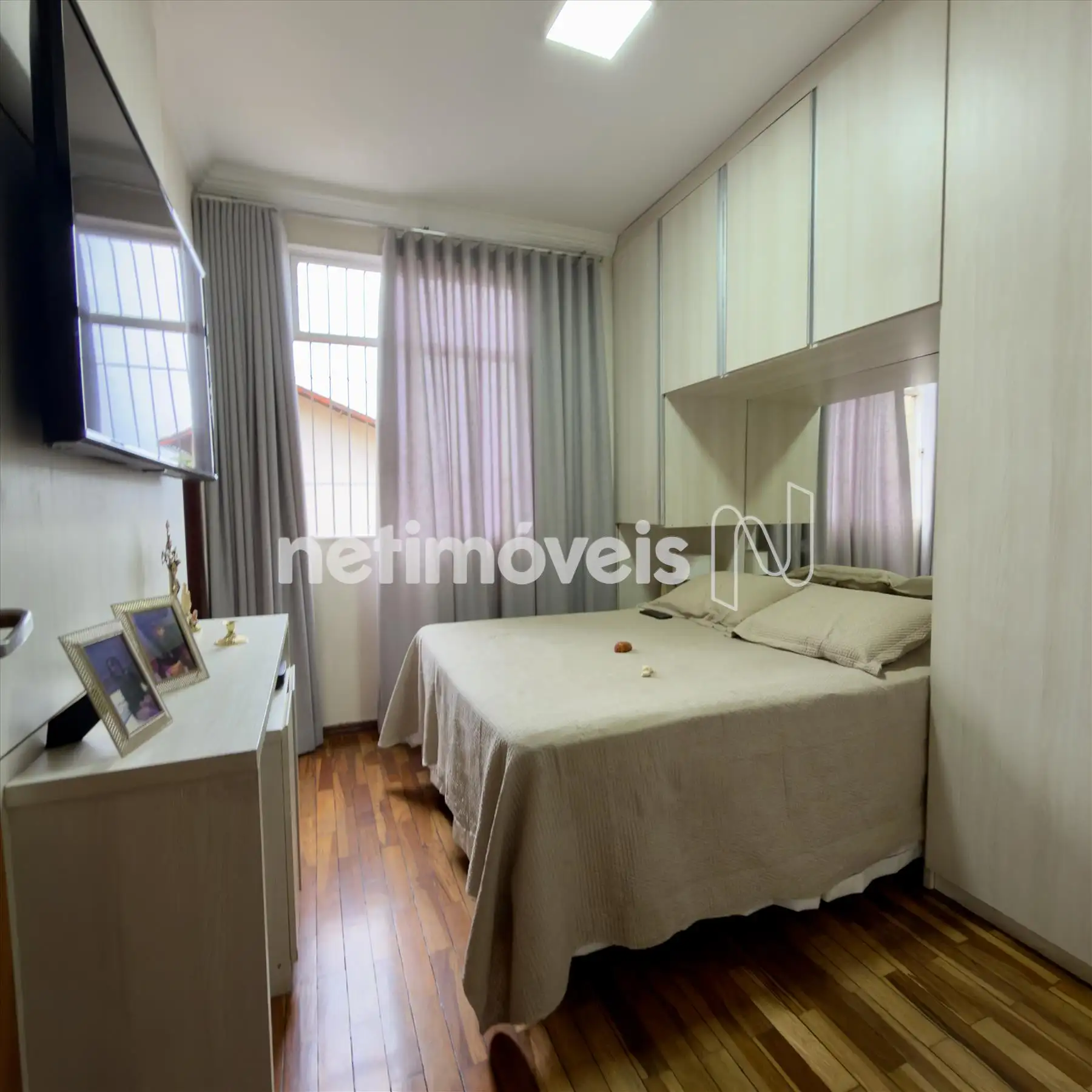 Quarto casal, outro ângulo