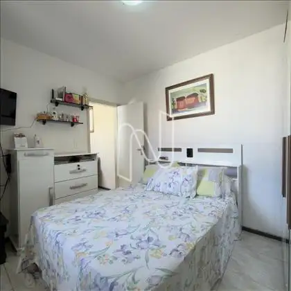 Quarto casal, barracão, suíte