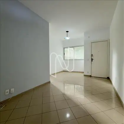 Sala, sem a mobília 