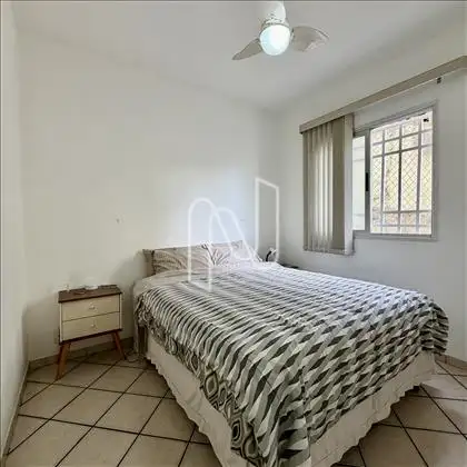 Quarto casal, outro ângulo