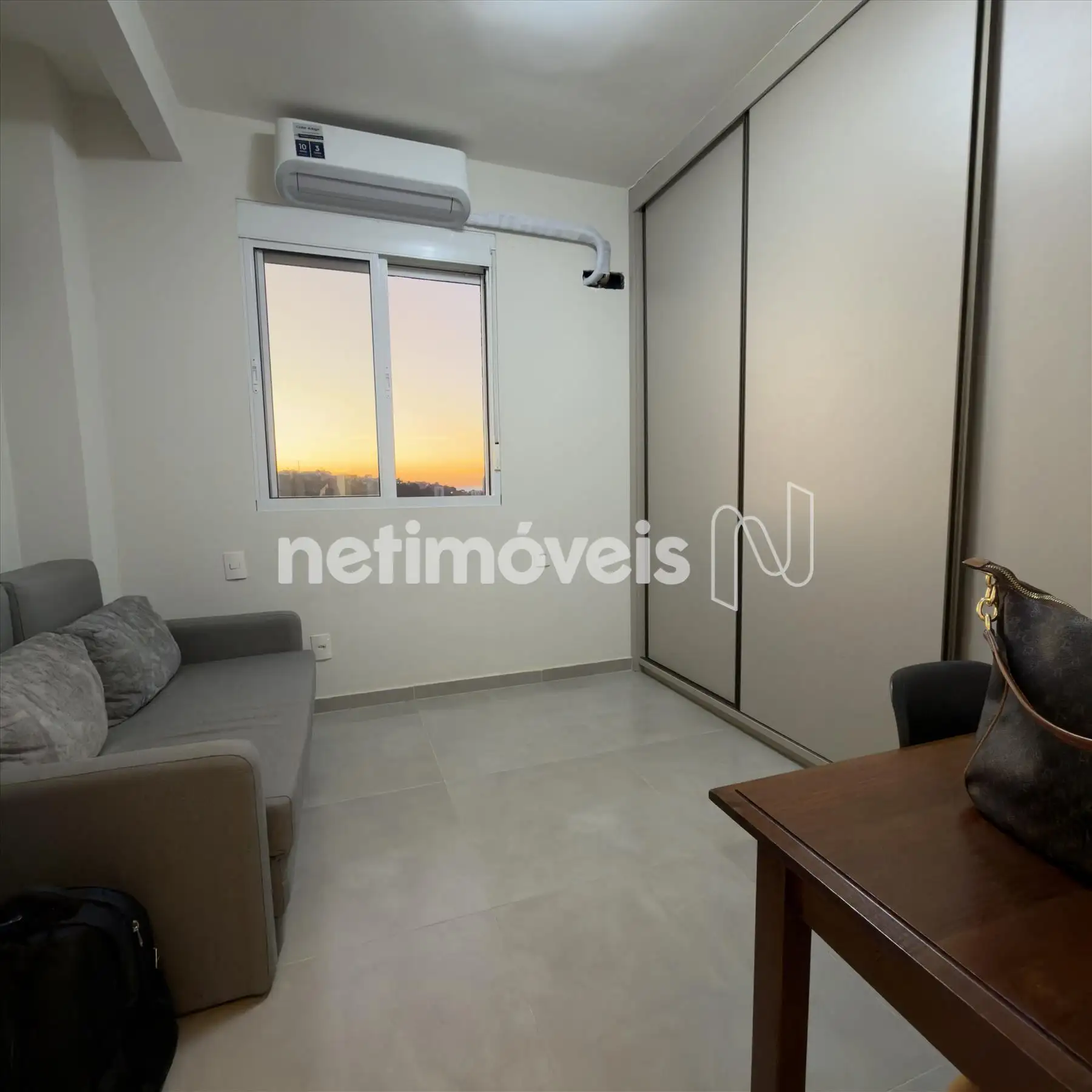 Quarto Solteiro, outro ângulo
