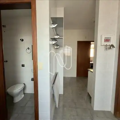 Banheiro de serviço
