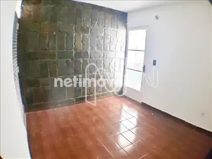  casa fundos 