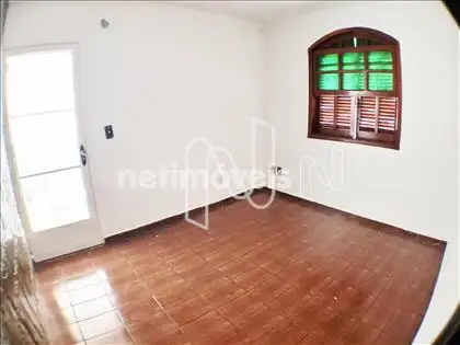  casa fundos 