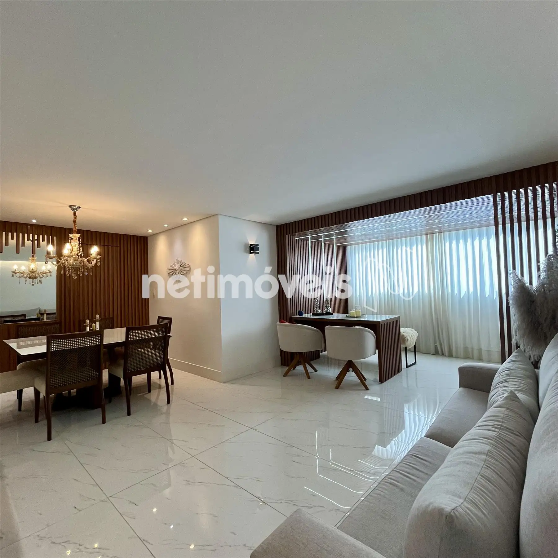 Sala ampla para dois ambientes 