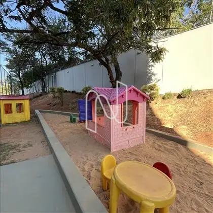 Parquinho na areia