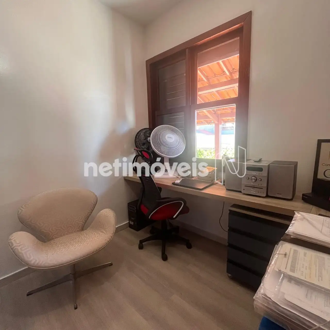 Quarto escritorio
