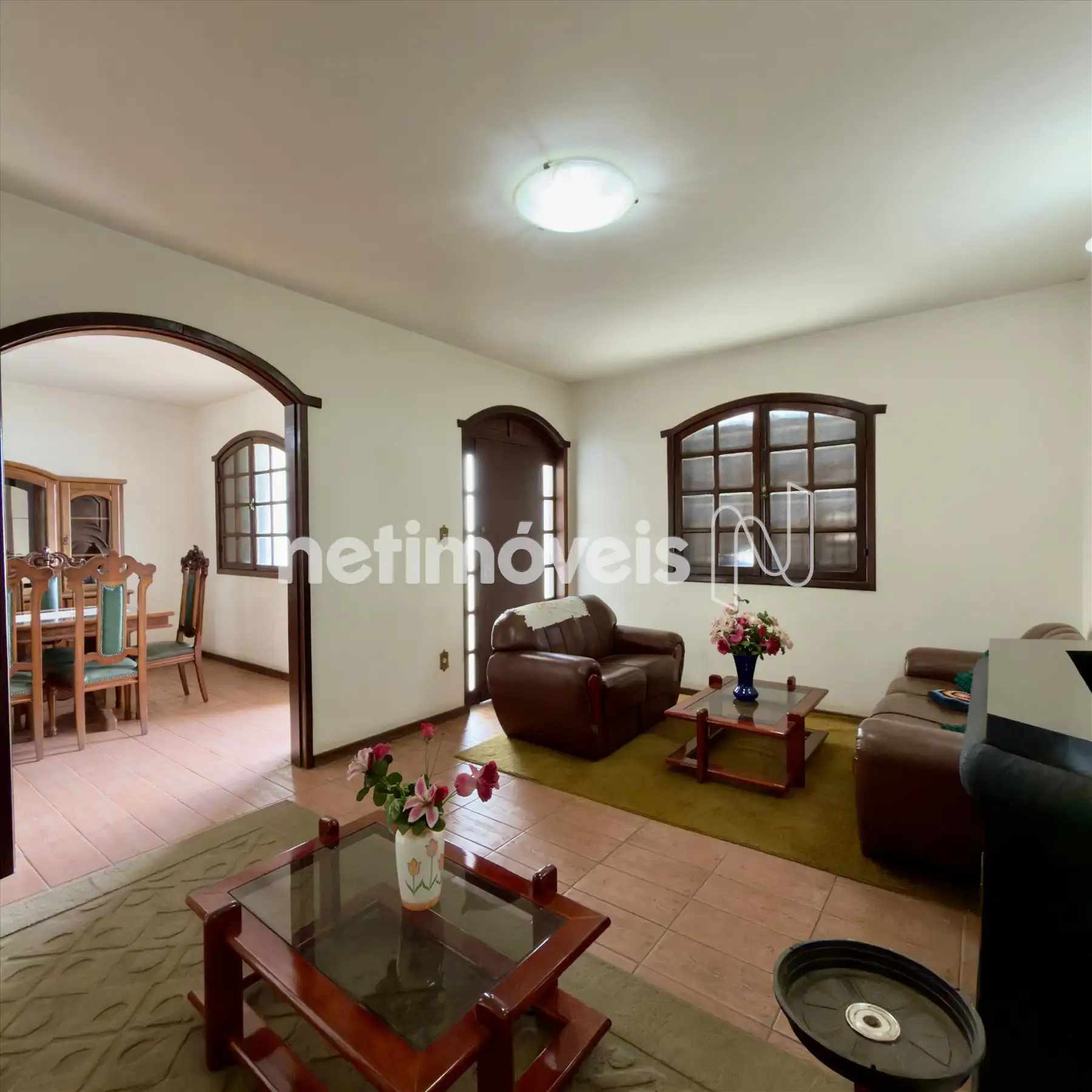 Sala de estar, outro ângulo