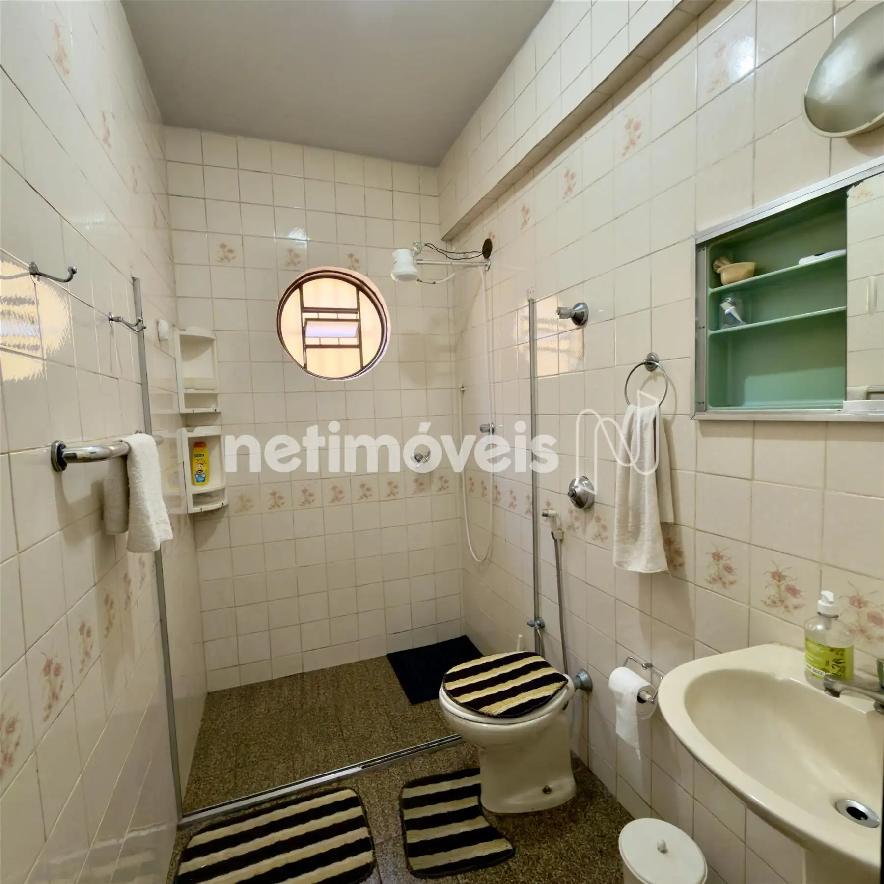 Banho social, primeiro piso
