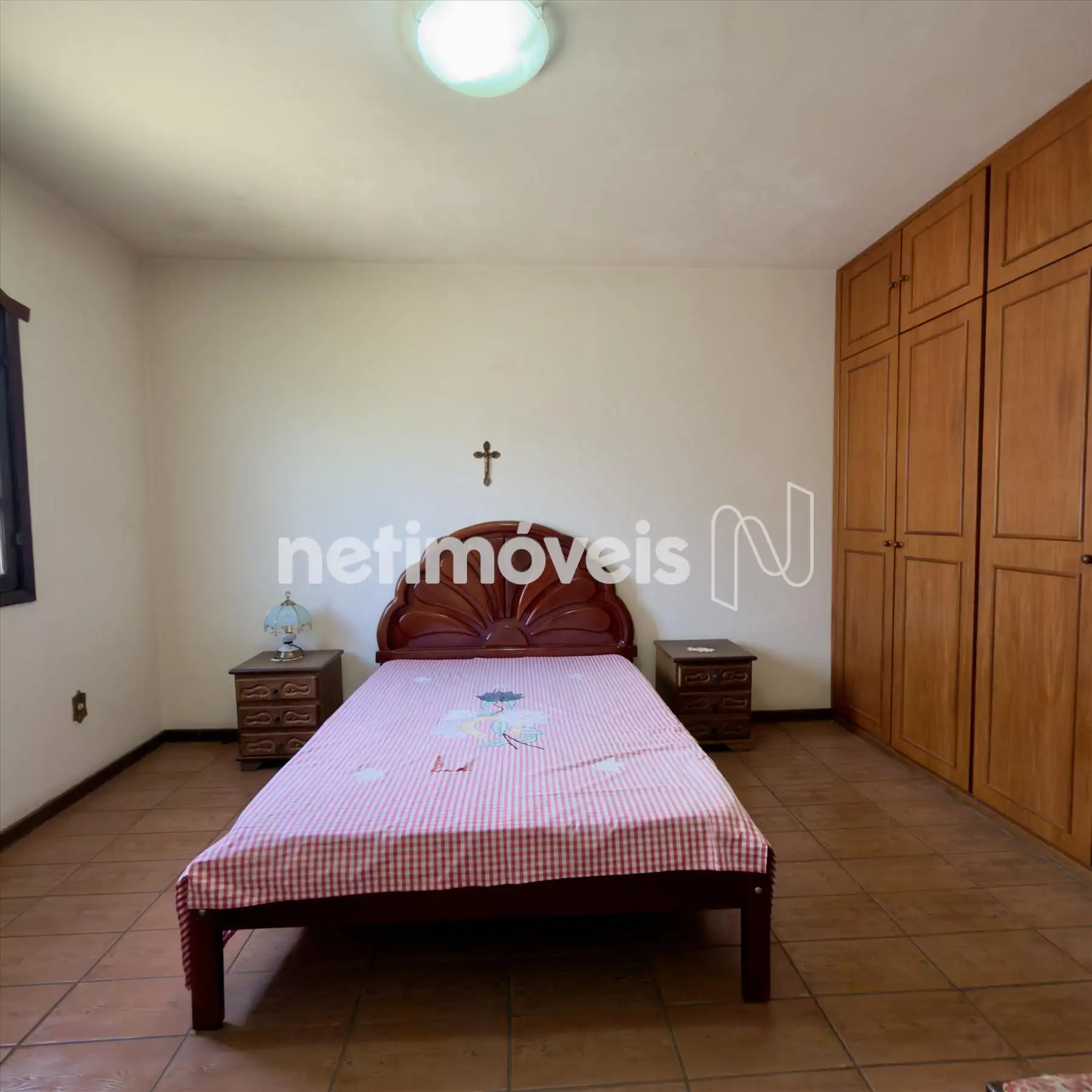 Quarto casal, outro ângulo